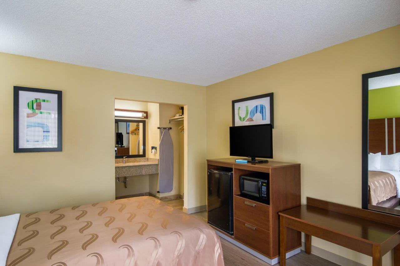 Stayable Jax West Jacksonville Room photo
